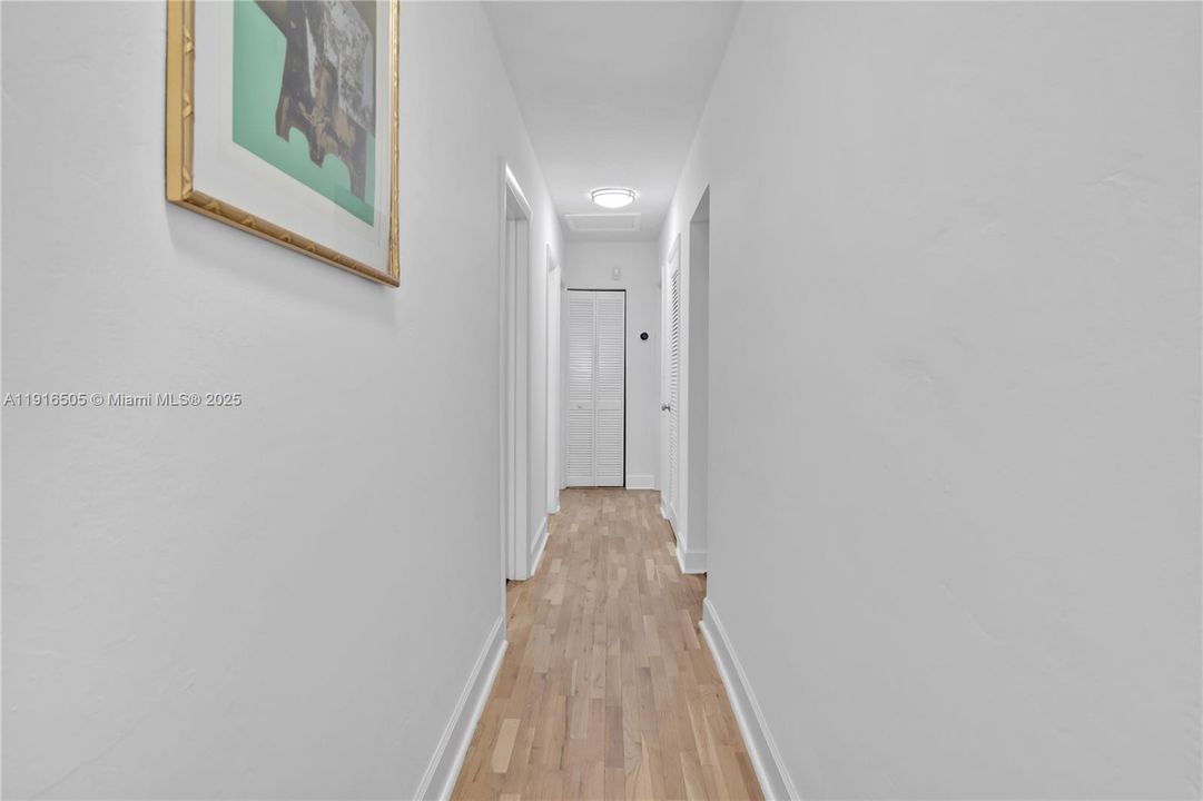 For Sale: $2,599,000 (5 beds, 4 baths, 3422 Square Feet)