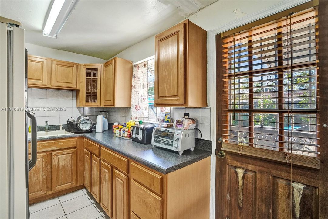 En Venta: $315,000 (3 camas, 1 baños, 888 Pies cuadrados)