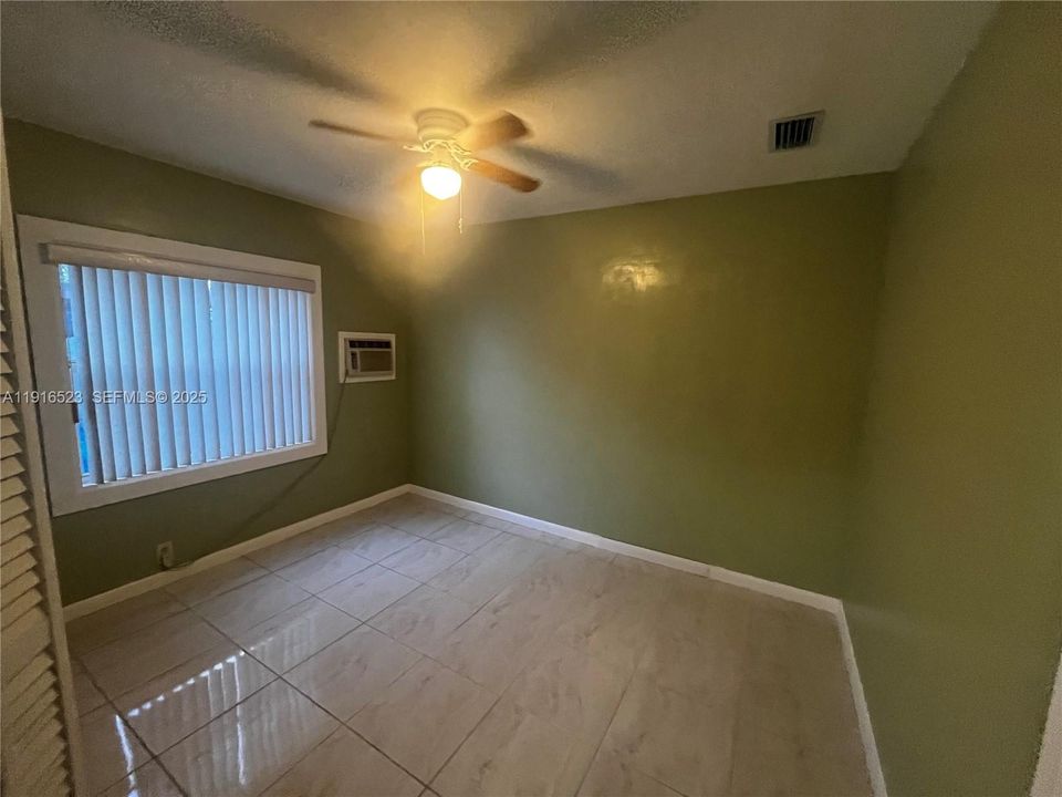 En Renta: $2,900 (2 camas, 1 baños, 1718 Pies cuadrados)