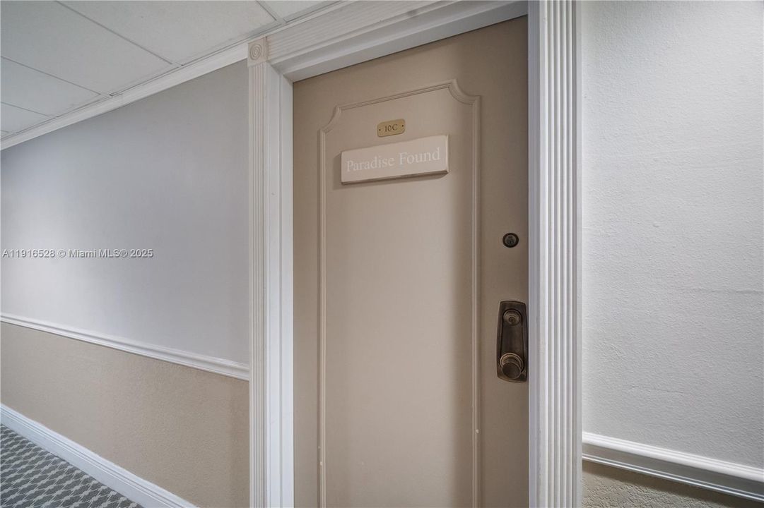 For Rent: $5,000 (2 beds, 2 baths, 1105 Square Feet)