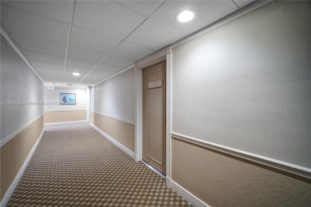 For Rent: $5,000 (2 beds, 2 baths, 1105 Square Feet)