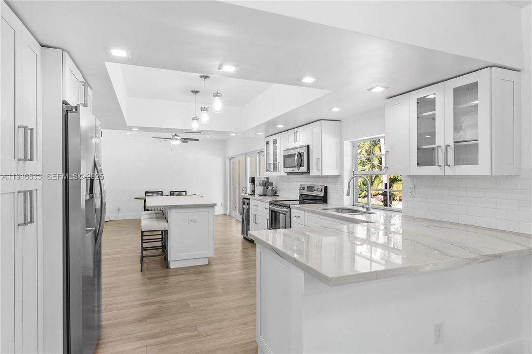 For Sale: $1,595,000 (5 beds, 3 baths, 2774 Square Feet)