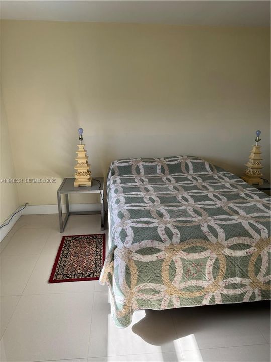 For Sale: $270,000 (2 beds, 2 baths, 1470 Square Feet)