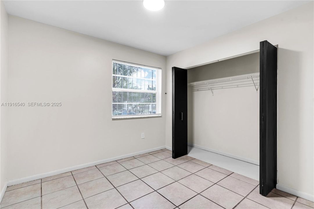 En Renta: $3,475 (4 camas, 2 baños, 1224 Pies cuadrados)