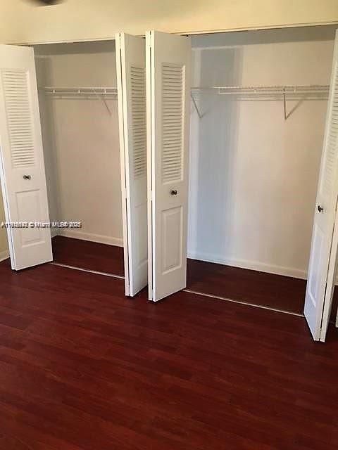 For Sale: $86,500 (1 beds, 1 baths, 570 Square Feet)