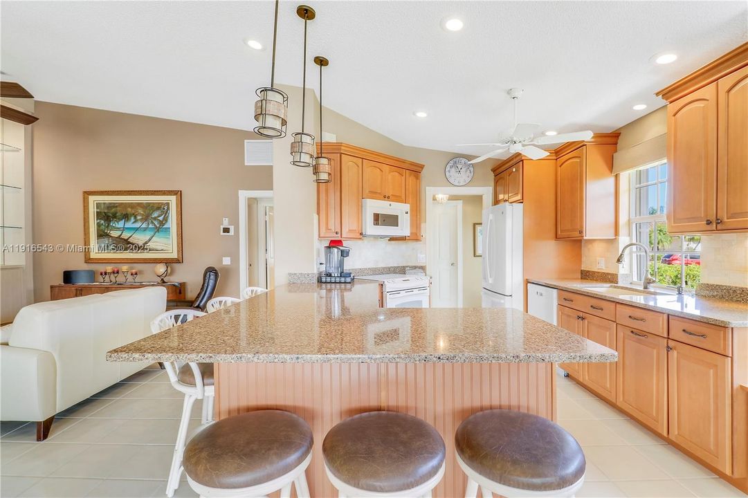 Peninsula will seat 6