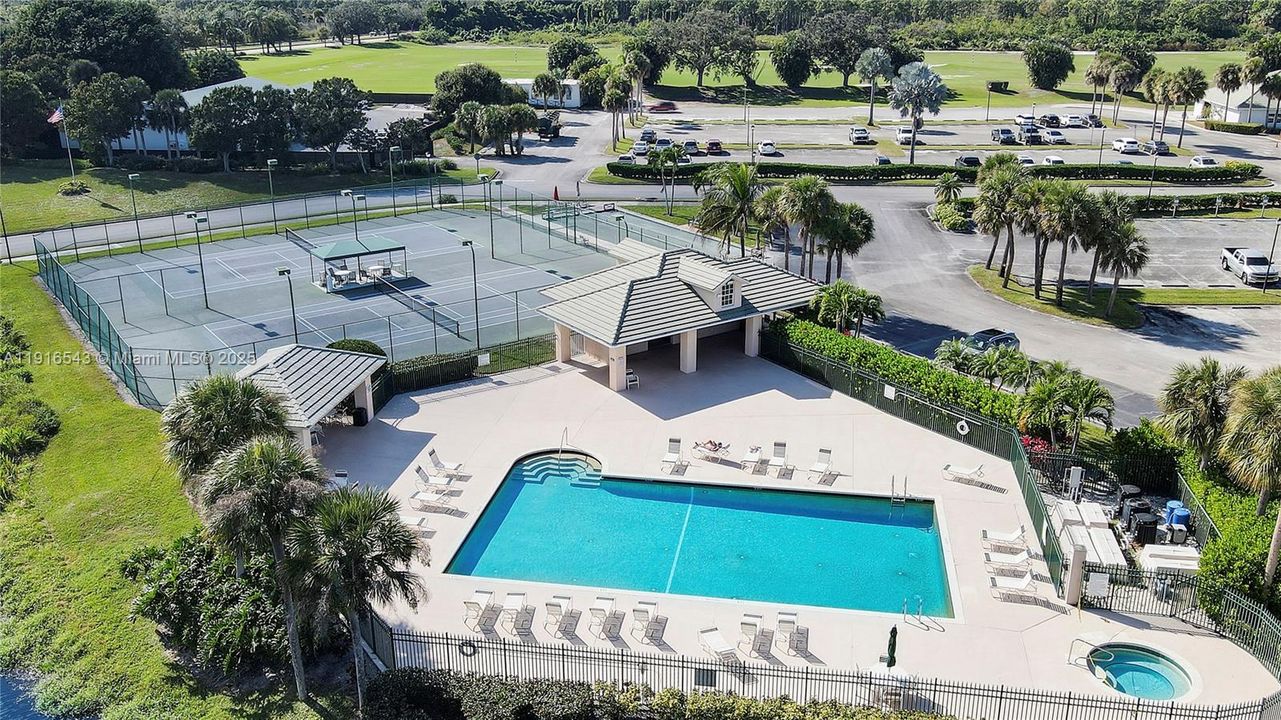 Community pool & tennis court (Located outside the main gate)