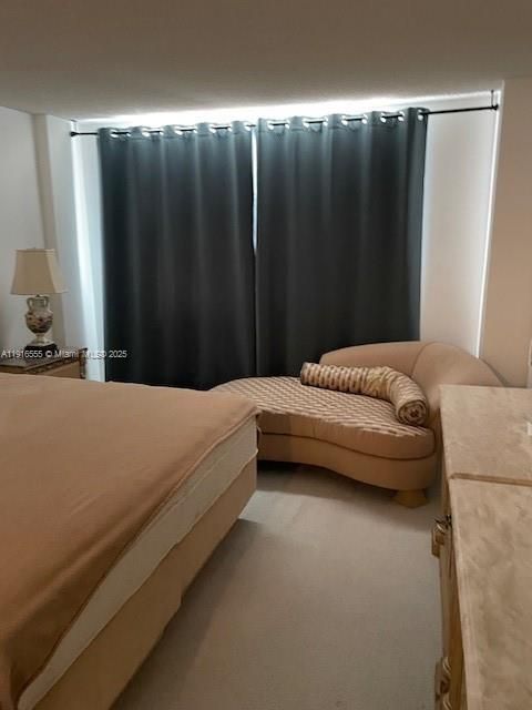 待售: $330,000 (1 贝兹, 1 浴室, 1104 平方英尺)