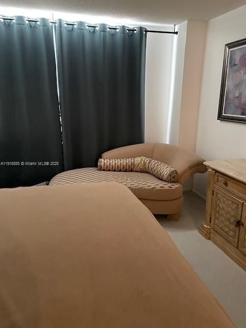 待售: $330,000 (1 贝兹, 1 浴室, 1104 平方英尺)