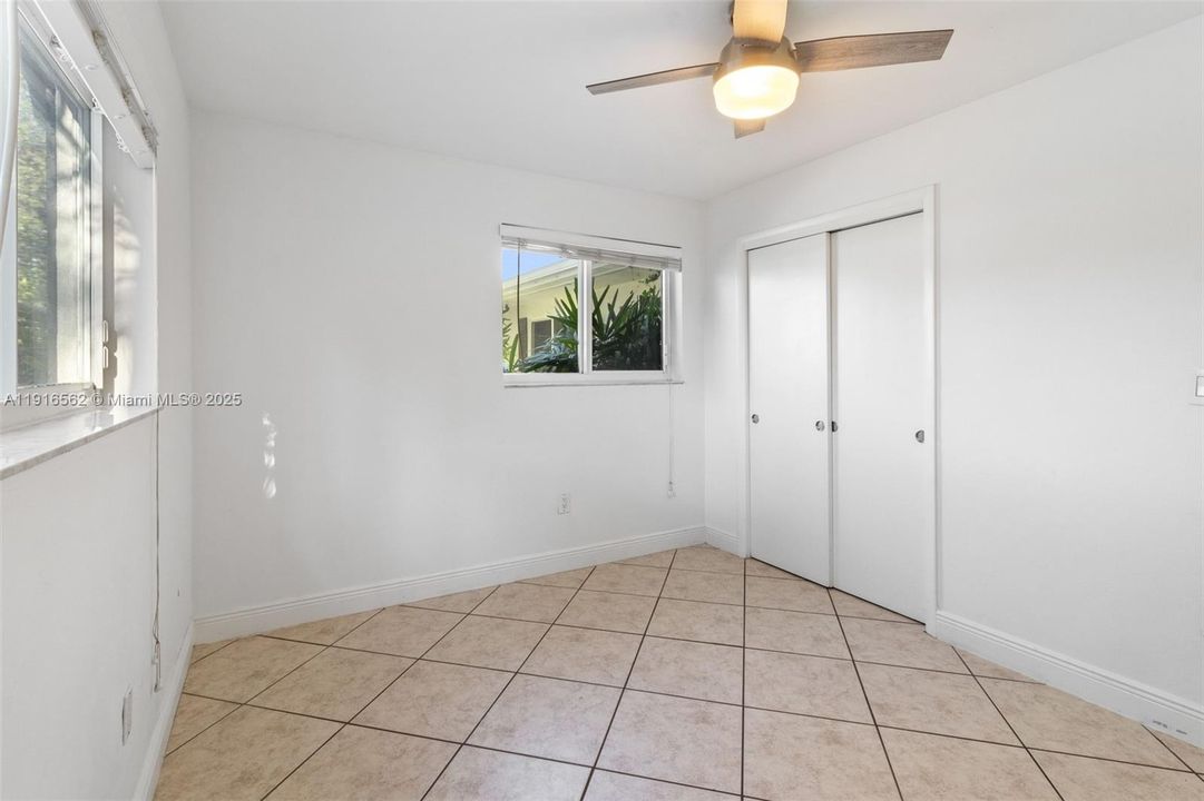 For Sale: $995,000 (4 beds, 2 baths, 2406 Square Feet)