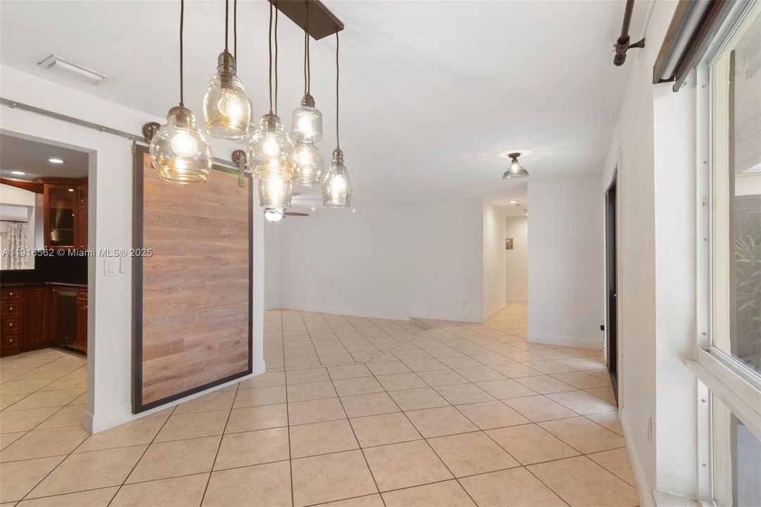 For Sale: $995,000 (4 beds, 2 baths, 2406 Square Feet)