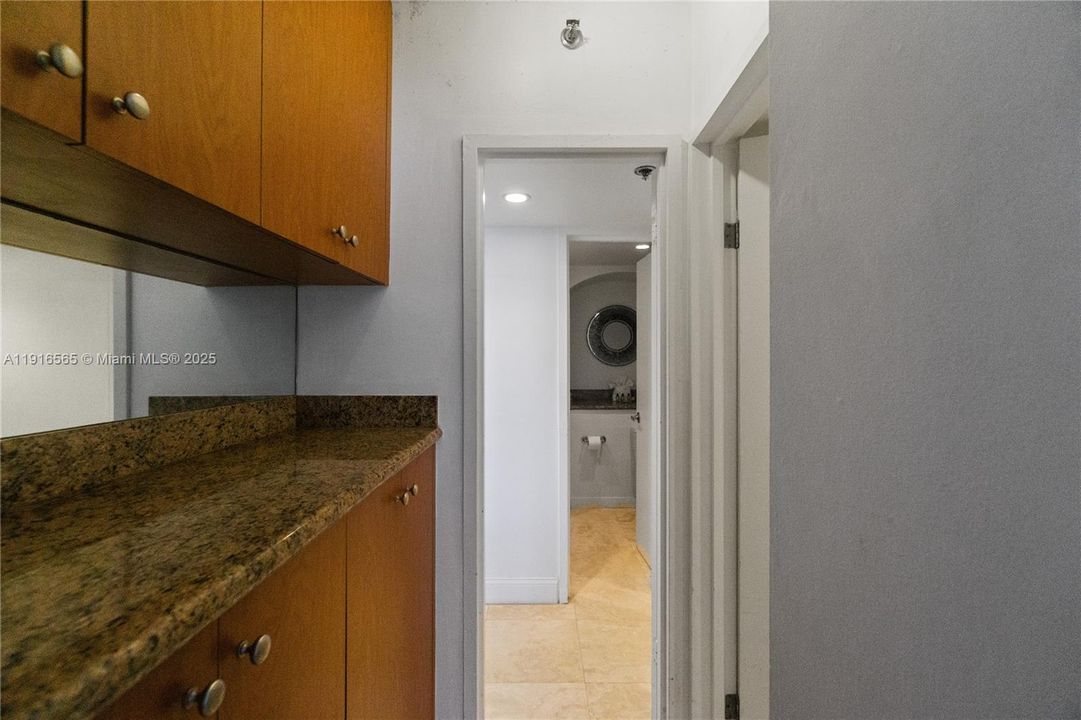 For Rent: $8,300 (2 beds, 2 baths, 1190 Square Feet)