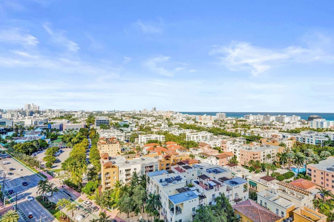 For Sale: $835,000 (1 beds, 1 baths, 740 Square Feet)