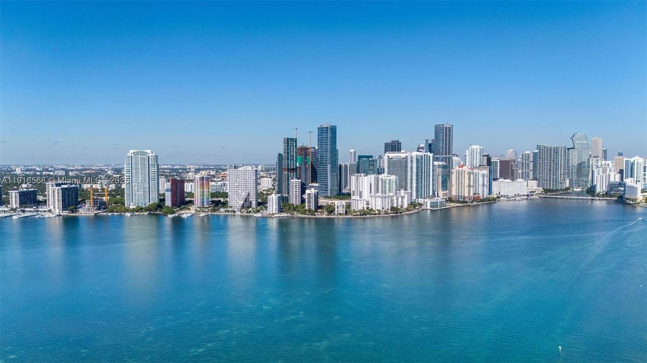 For Sale: $649,500 (1 beds, 2 baths, 1117 Square Feet)