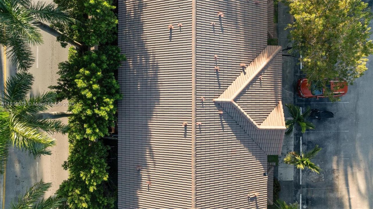 En Venta: $339,990 (4 camas, 3 baños, 1423 Pies cuadrados)