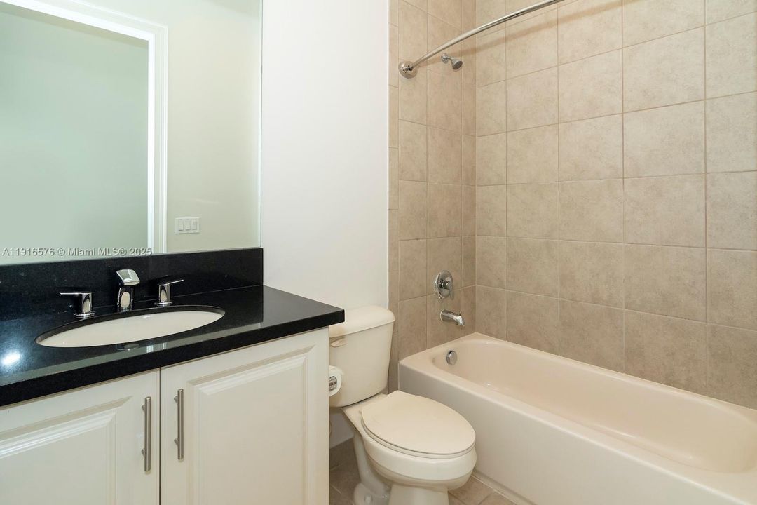 For Rent: $16,500 (5 beds, 6 baths, 4783 Square Feet)