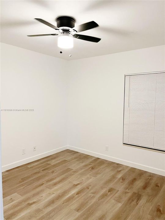 For Rent: $2,800 (3 beds, 2 baths, 1120 Square Feet)