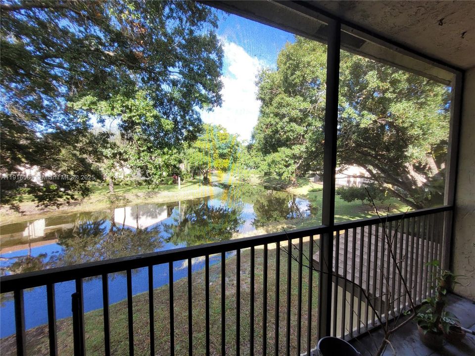 For Rent: $2,800 (3 beds, 2 baths, 1120 Square Feet)