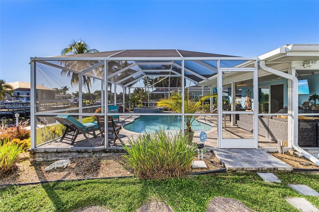 待售: $499,897 (2 贝兹, 2 浴室, 1200 平方英尺)