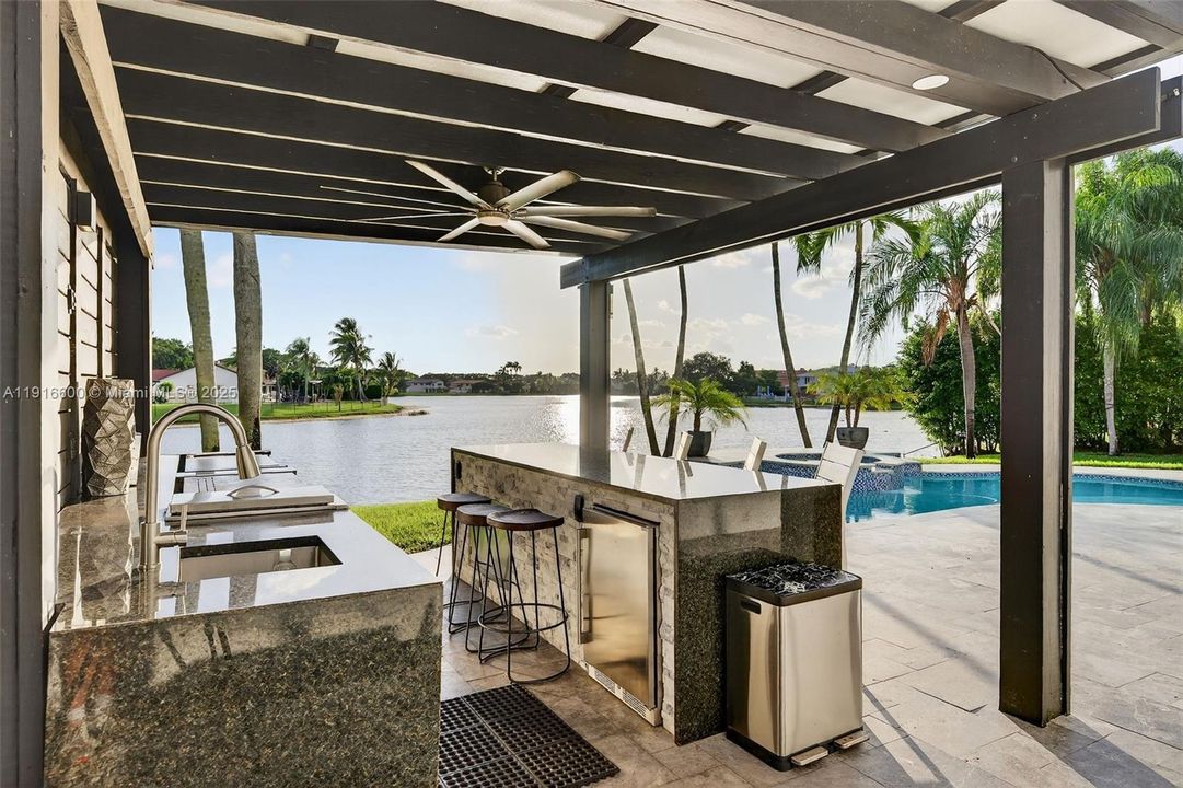 For Sale: $1,589,000 (5 beds, 3 baths, 4059 Square Feet)