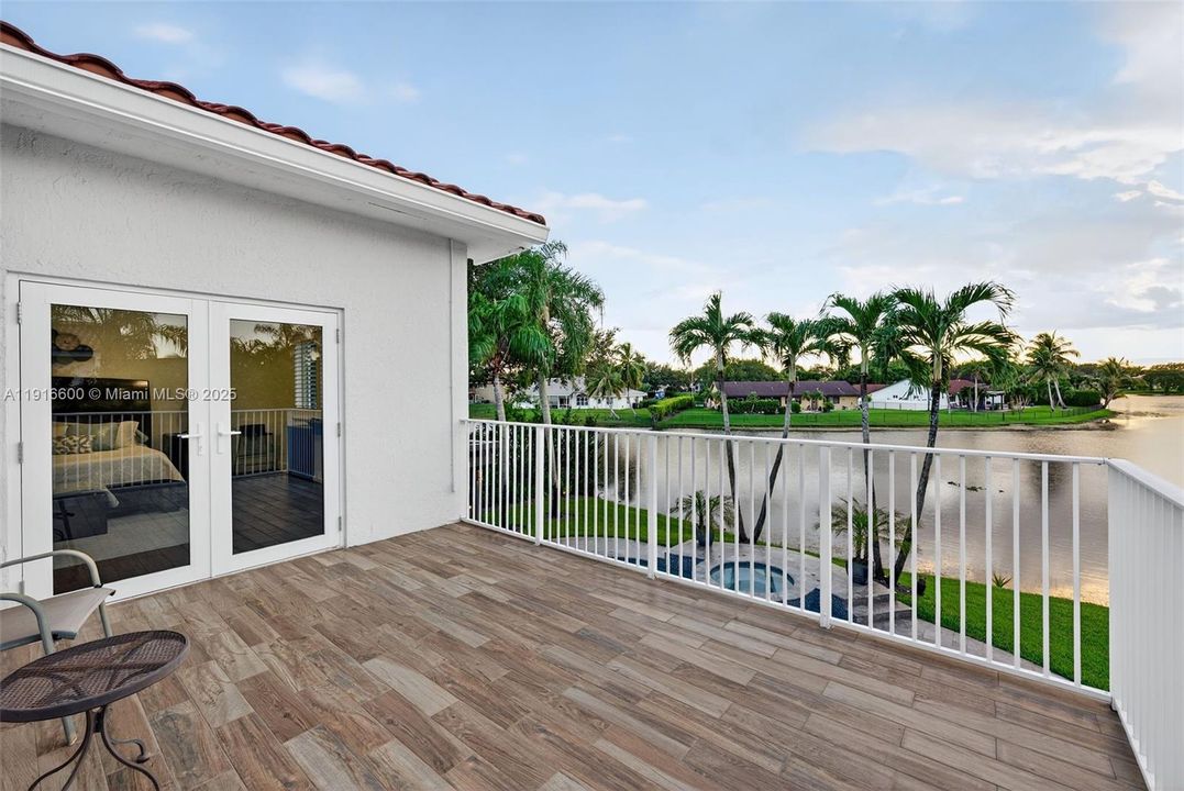 For Sale: $1,589,000 (5 beds, 3 baths, 4059 Square Feet)