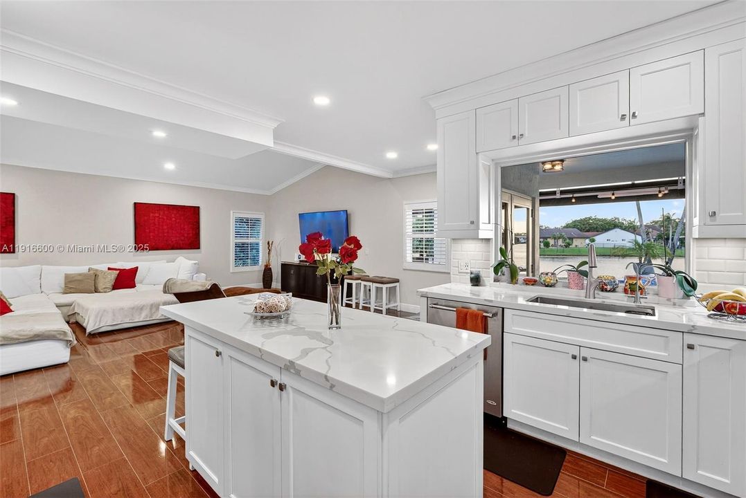 For Sale: $1,589,000 (5 beds, 3 baths, 4059 Square Feet)