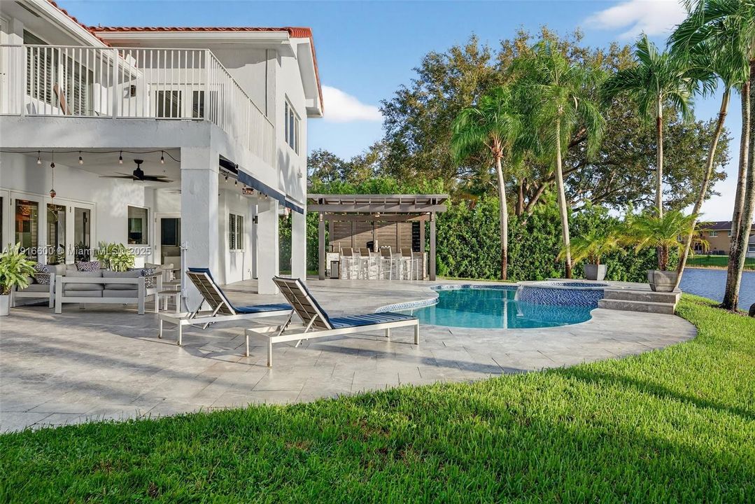 For Sale: $1,589,000 (5 beds, 3 baths, 4059 Square Feet)