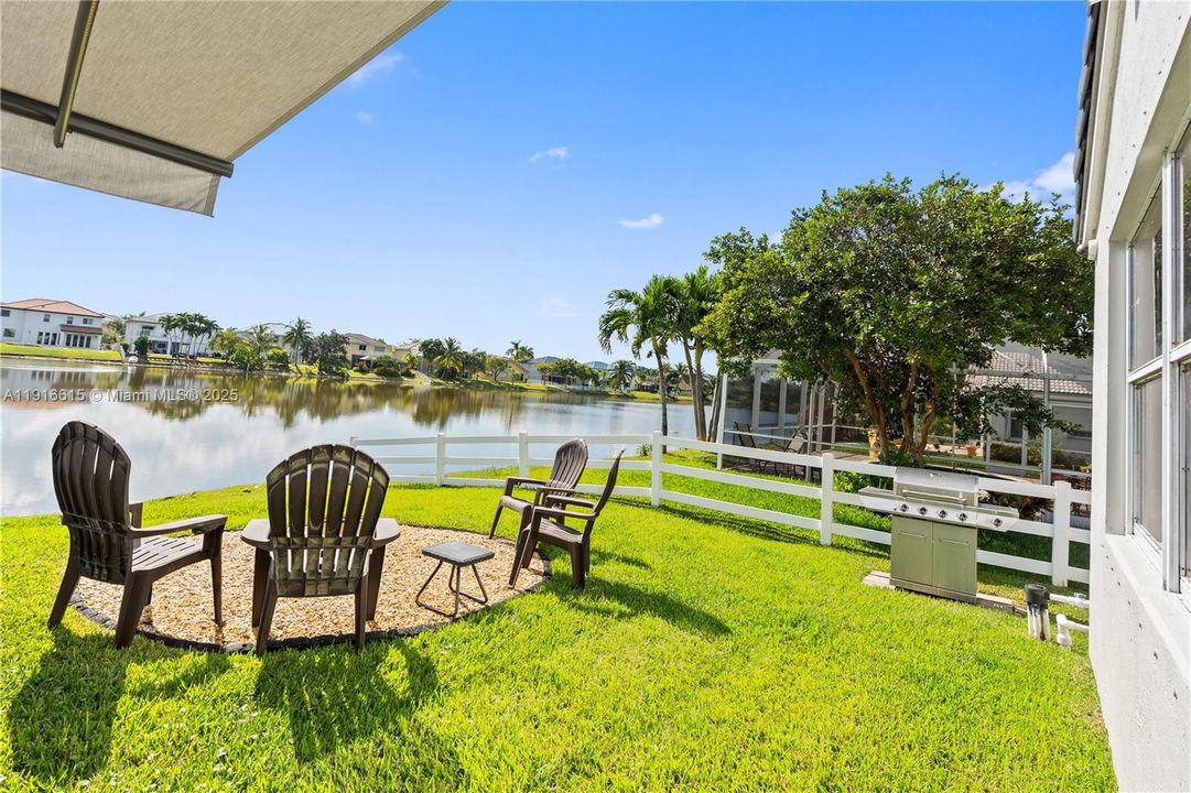 For Sale: $820,000 (3 beds, 2 baths, 1991 Square Feet)