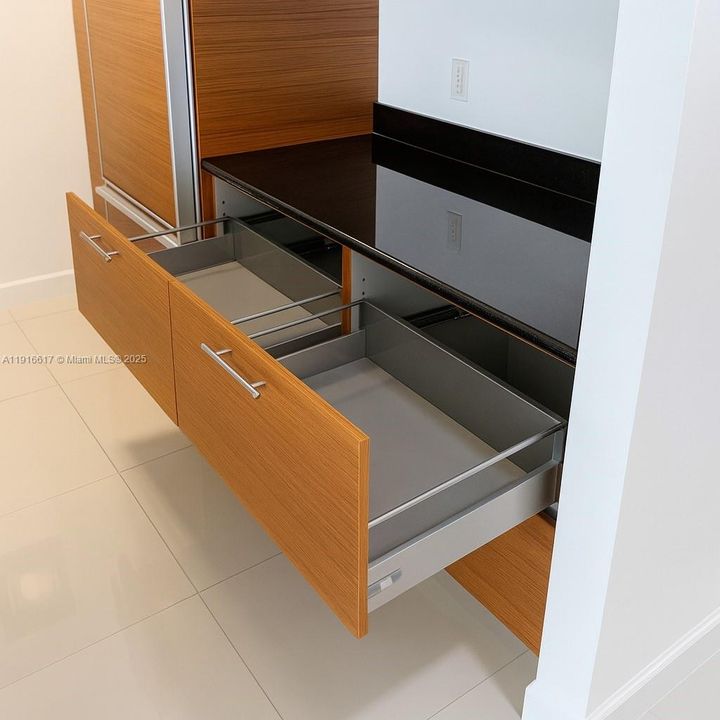 En Venta: $450,000 (1 camas, 1 baños, 845 Pies cuadrados)