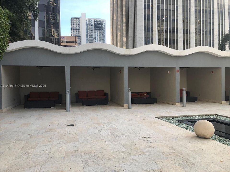 En Venta: $450,000 (1 camas, 1 baños, 845 Pies cuadrados)