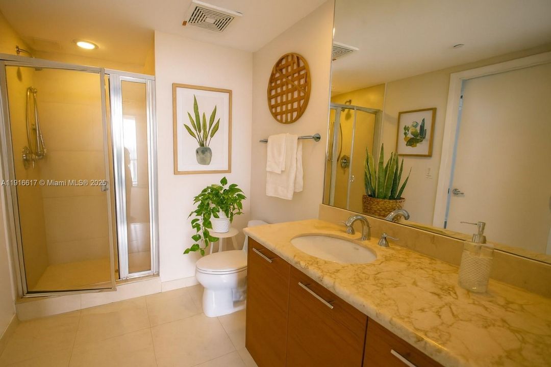 En Venta: $450,000 (1 camas, 1 baños, 845 Pies cuadrados)