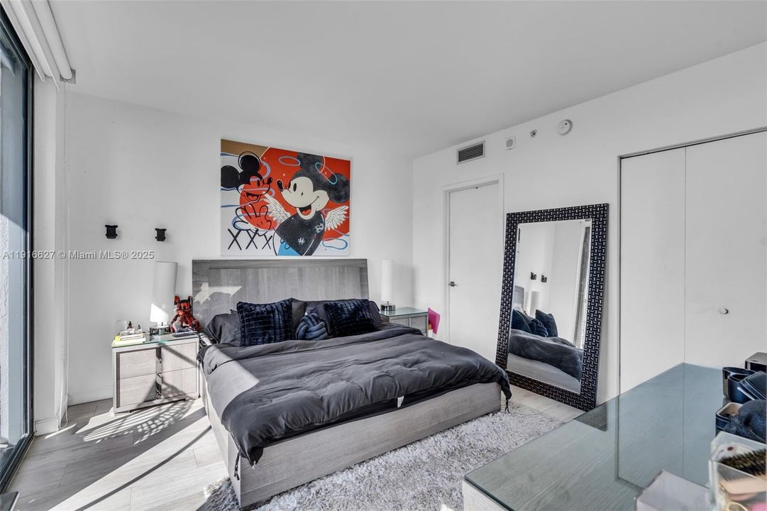 En Venta: $874,997 (2 camas, 2 baños, 1026 Pies cuadrados)