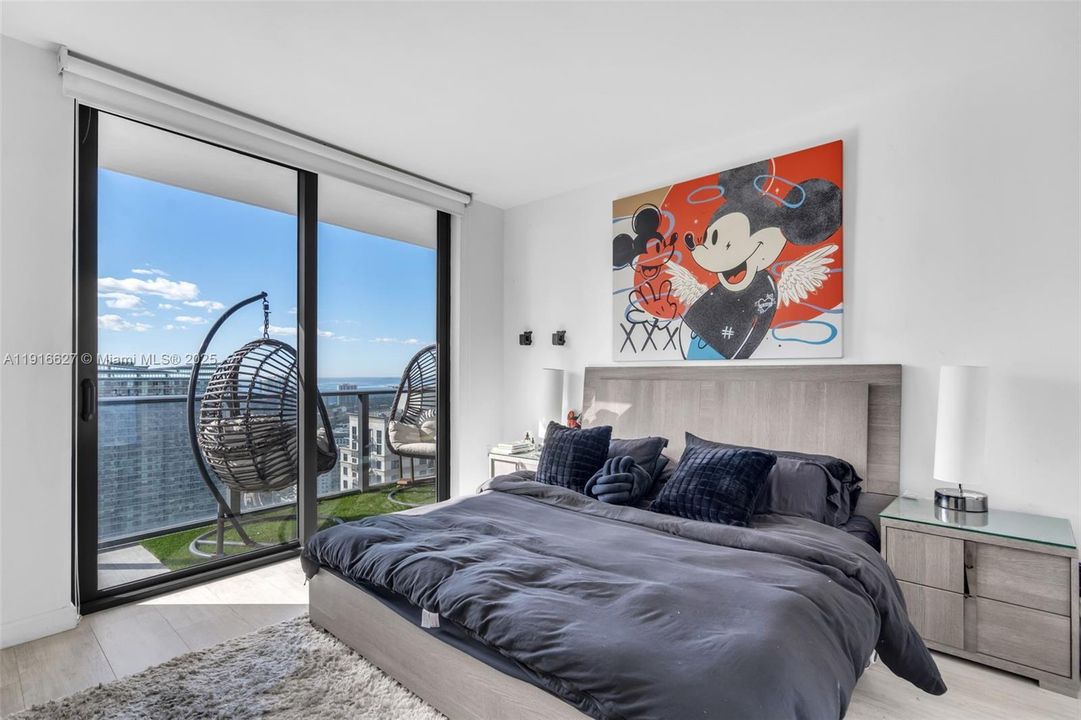 En Venta: $874,997 (2 camas, 2 baños, 1026 Pies cuadrados)