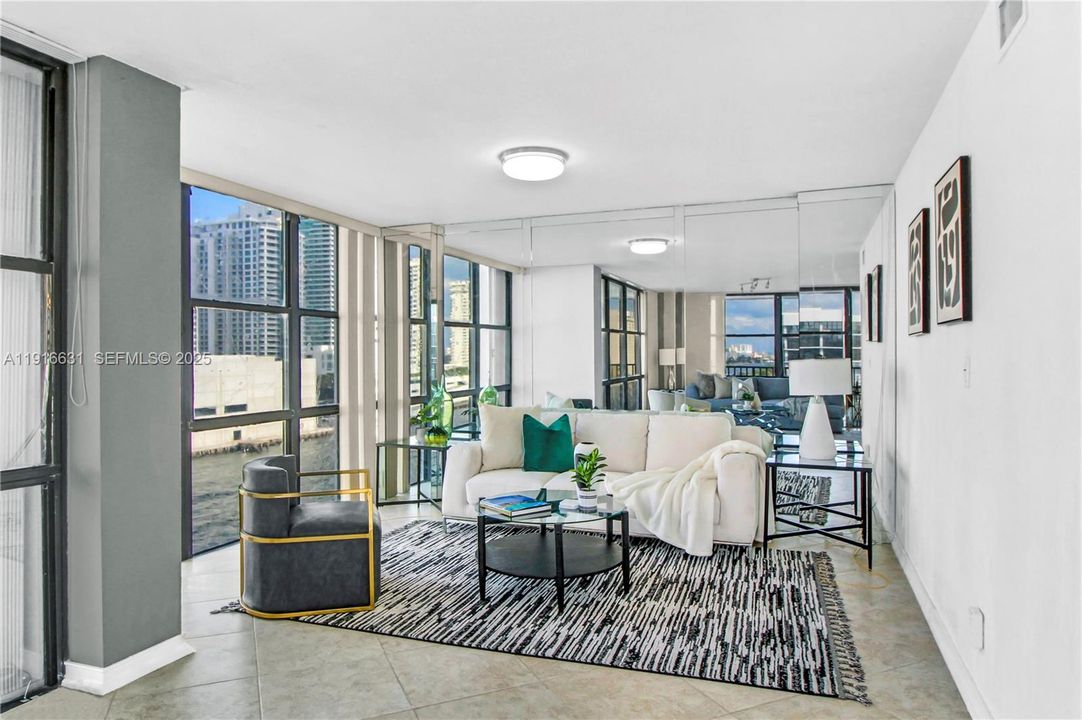 На продажу: $519,000 (2 спален, 2 ванн, 1430 Квадратных фут)