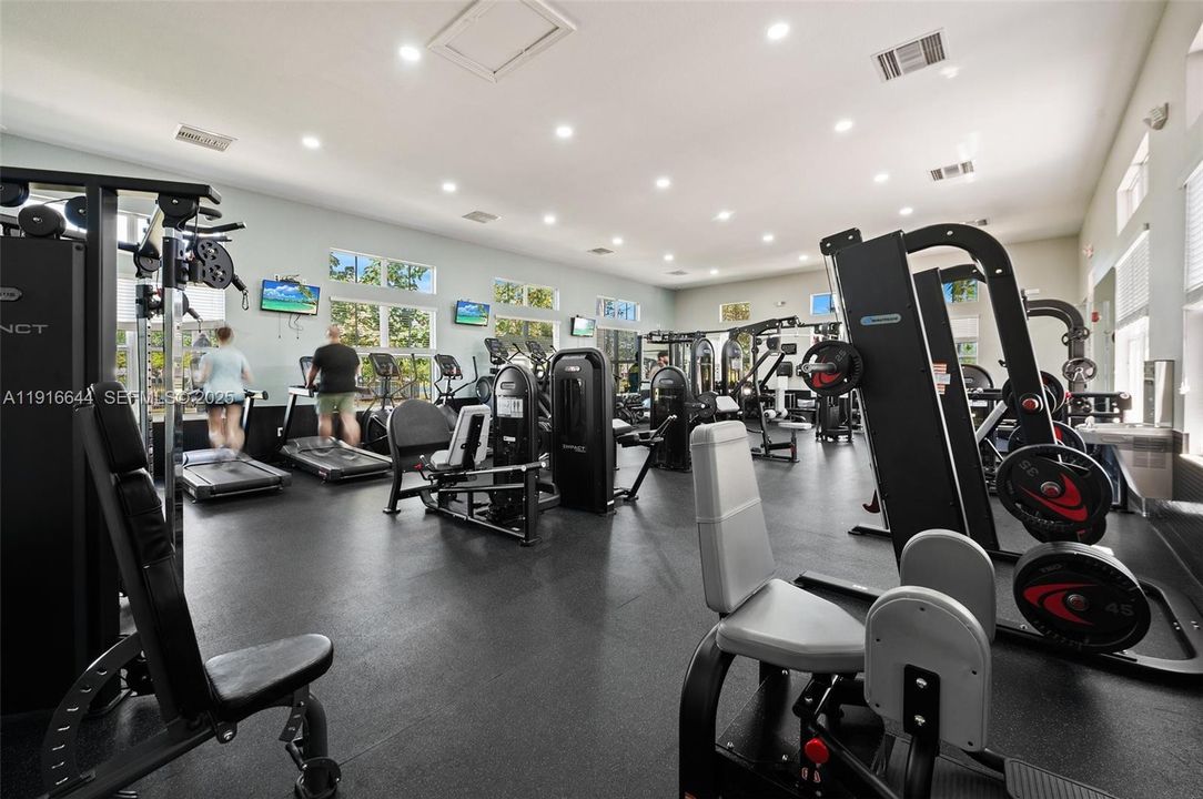 En Venta: $660,000 (5 camas, 3 baños, 2916 Pies cuadrados)