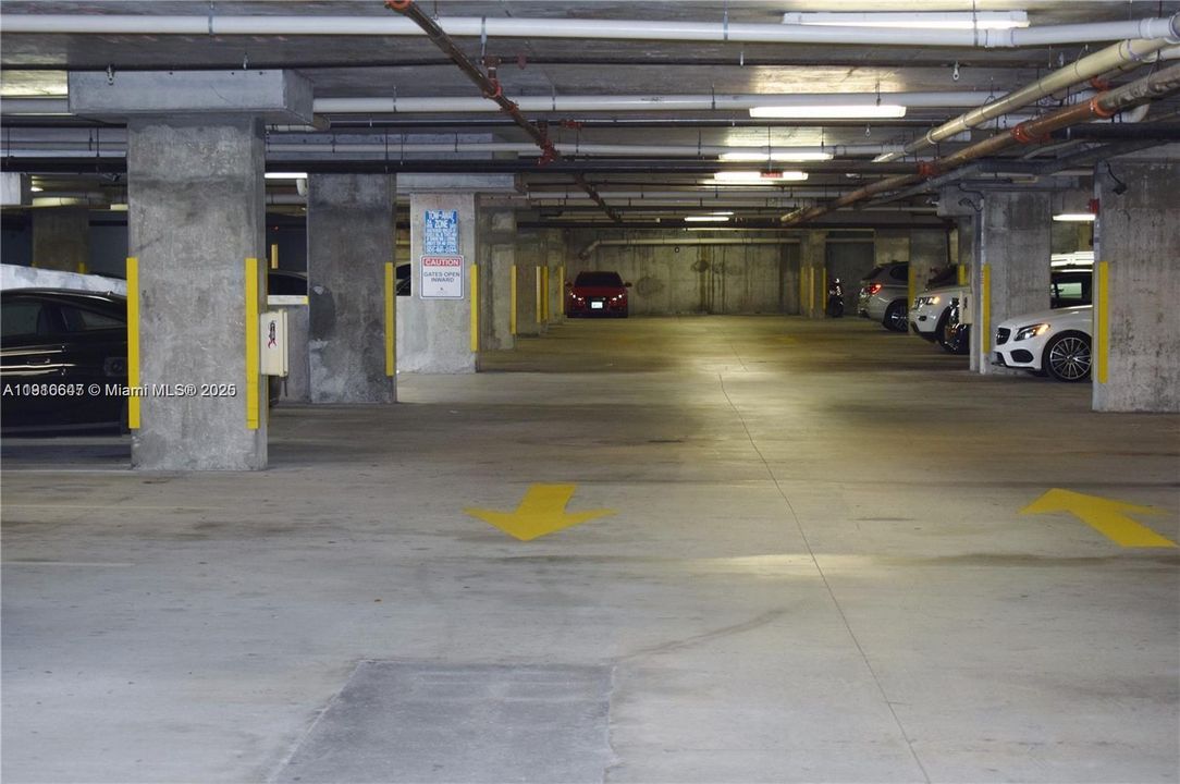 待售: $490,000 (1 贝兹, 1 浴室, 790 平方英尺)