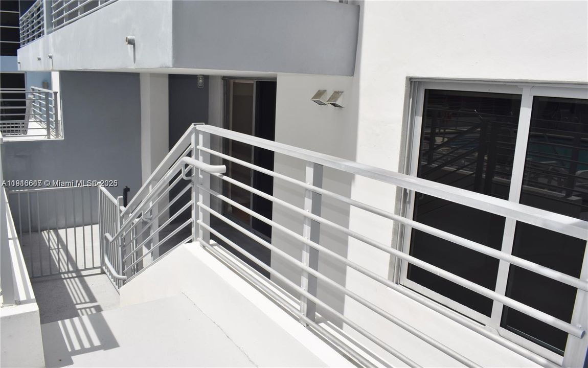 待售: $490,000 (1 贝兹, 1 浴室, 790 平方英尺)