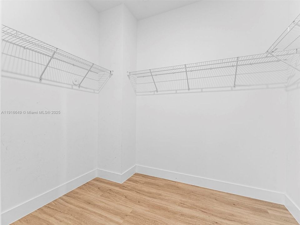 En Venta: $406,000 (3 camas, 2 baños, 0 Pies cuadrados)