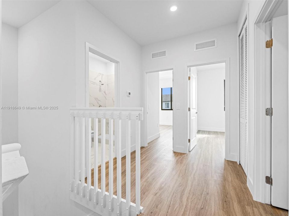 En Venta: $406,000 (3 camas, 2 baños, 0 Pies cuadrados)