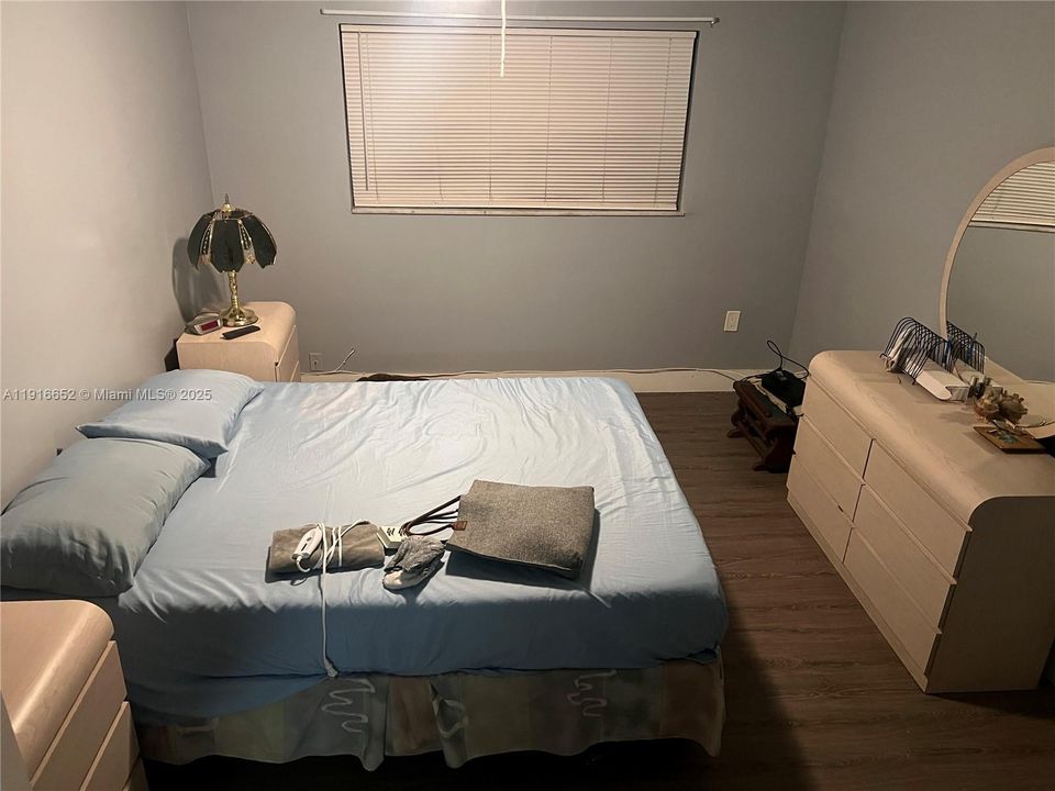 Activo con contrato: $54,999 (1 camas, 1 baños, 640 Pies cuadrados)