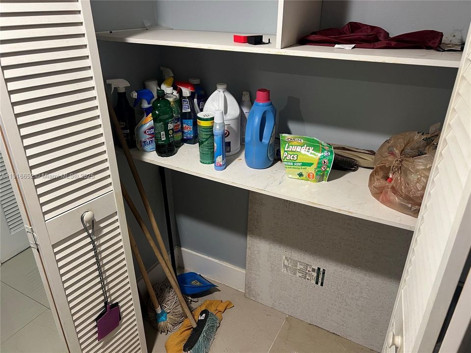 Activo con contrato: $54,999 (1 camas, 1 baños, 640 Pies cuadrados)