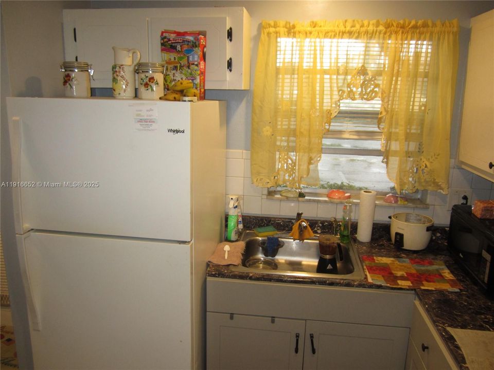 Activo con contrato: $54,999 (1 camas, 1 baños, 640 Pies cuadrados)