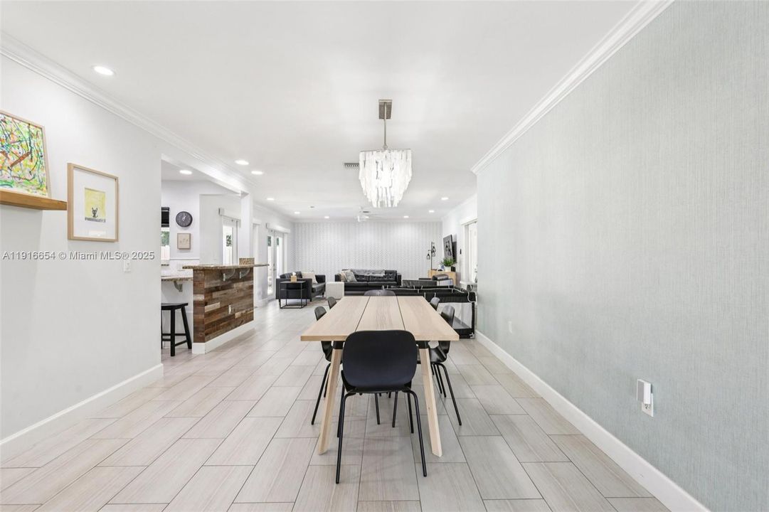 待售: $1,274,990 (4 贝兹, 3 浴室, 2230 平方英尺)