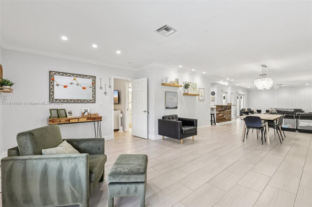 待售: $1,274,990 (4 贝兹, 3 浴室, 2230 平方英尺)