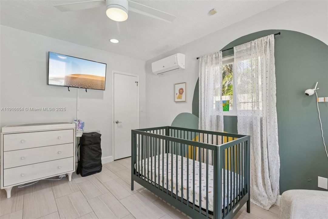 待售: $1,274,990 (4 贝兹, 3 浴室, 2230 平方英尺)