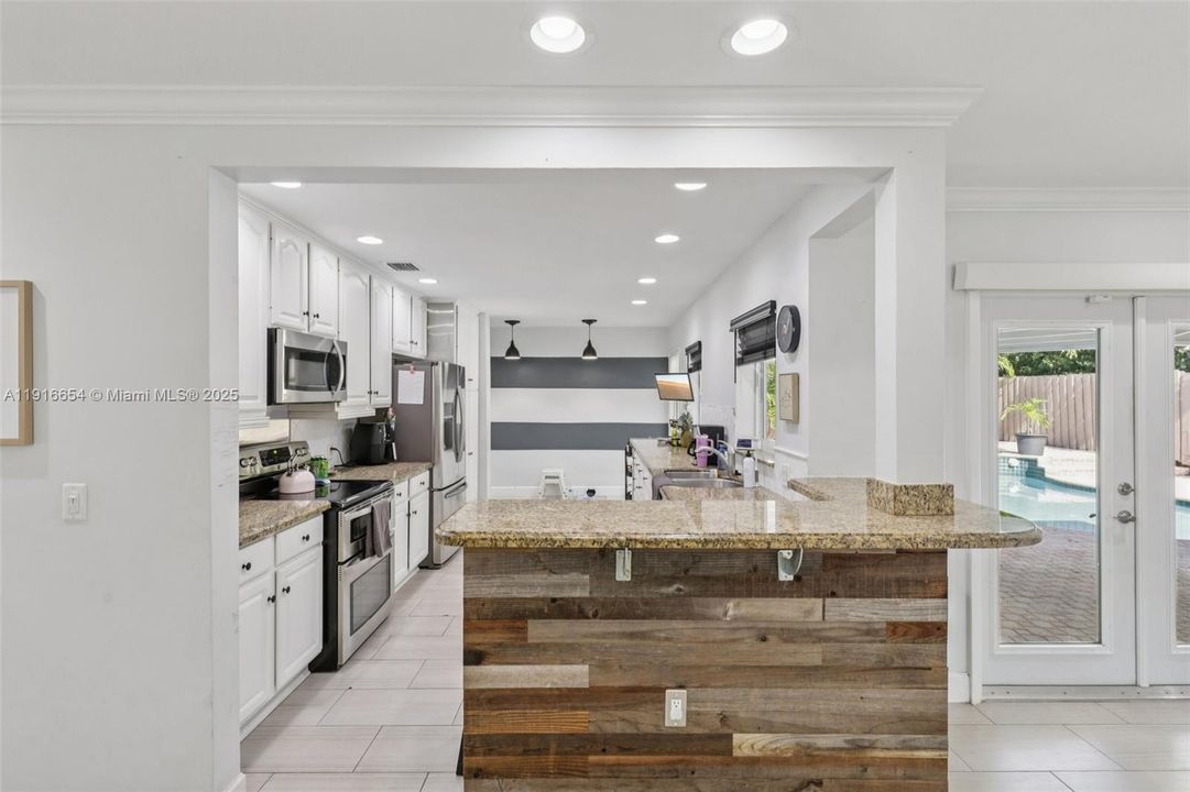 待售: $1,274,990 (4 贝兹, 3 浴室, 2230 平方英尺)