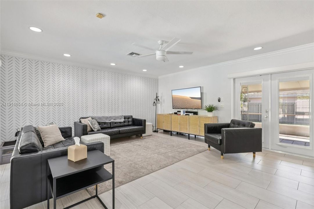 待售: $1,274,990 (4 贝兹, 3 浴室, 2230 平方英尺)