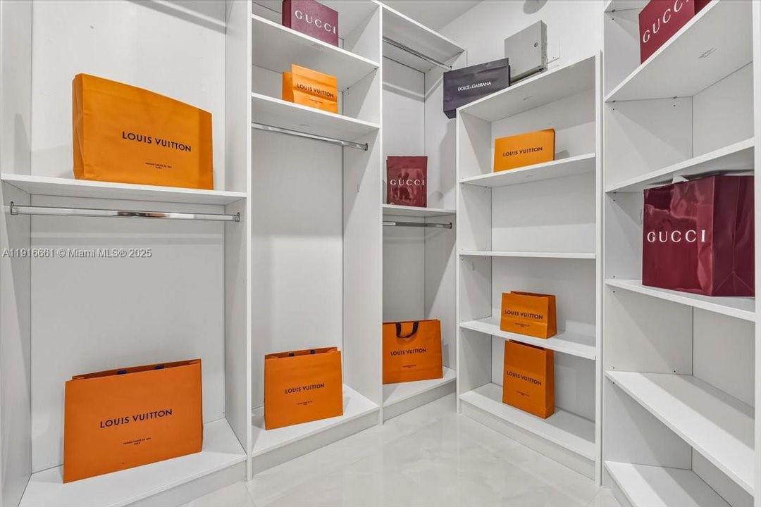 For Sale: $534,900 (2 beds, 2 baths, 0 Square Feet)