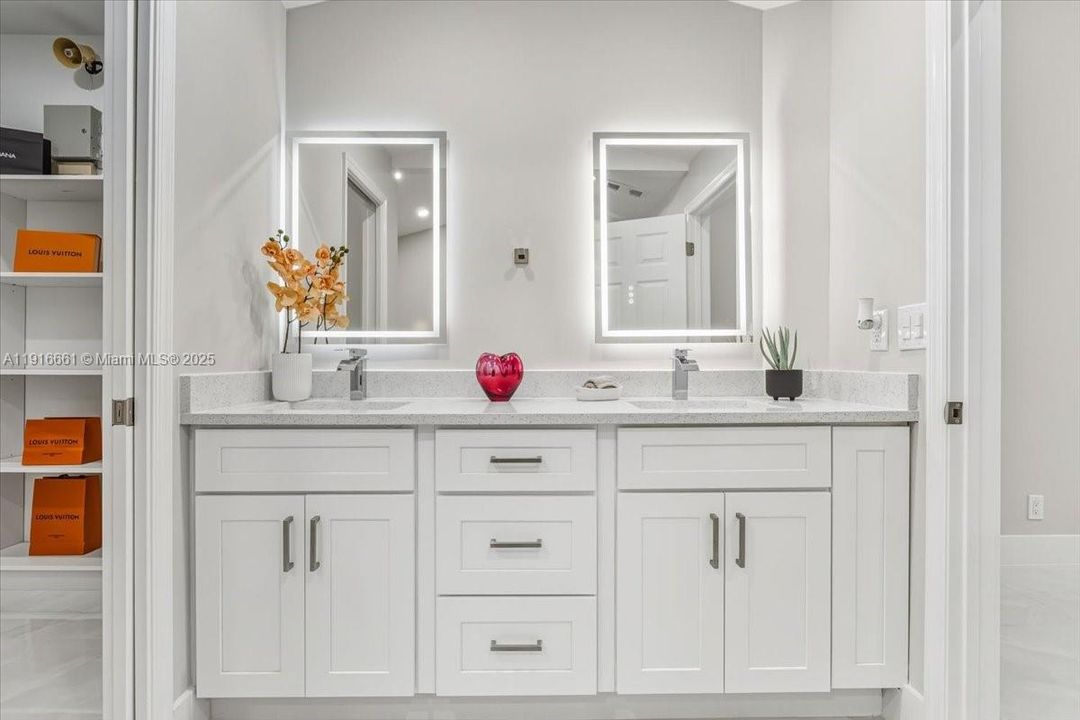 For Sale: $534,900 (2 beds, 2 baths, 0 Square Feet)