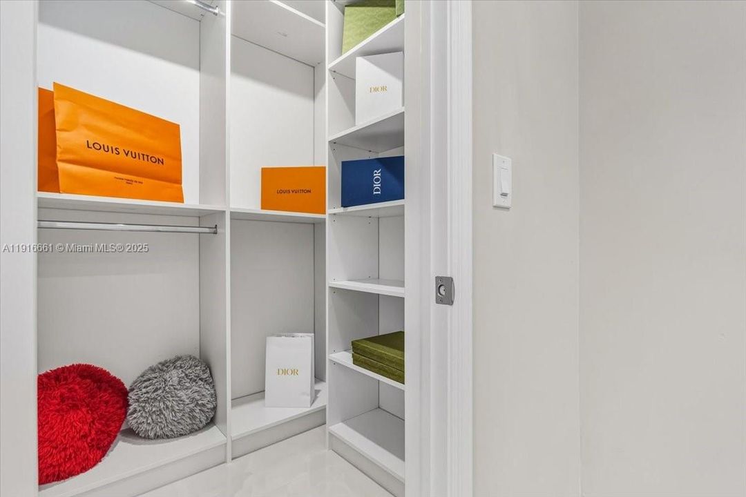 For Sale: $534,900 (2 beds, 2 baths, 0 Square Feet)